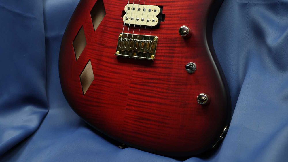 Polska gitara elektryczna Mensinger Mopped Semi Hollow