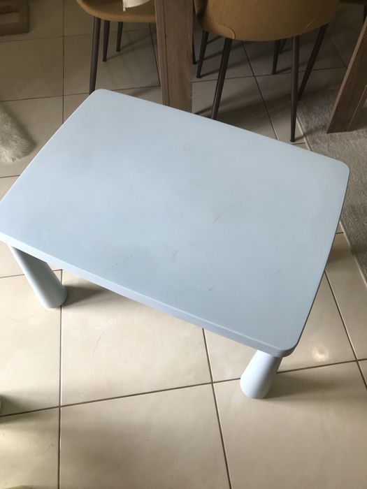 Ikea Mammut стіл і стілець