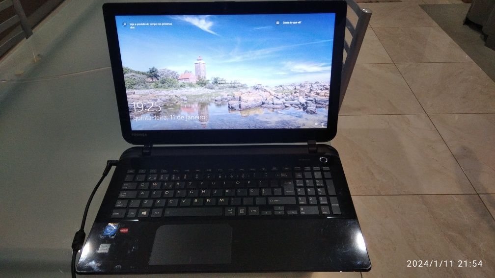 Toshiba Satellite L50D-B-13X  Core i7