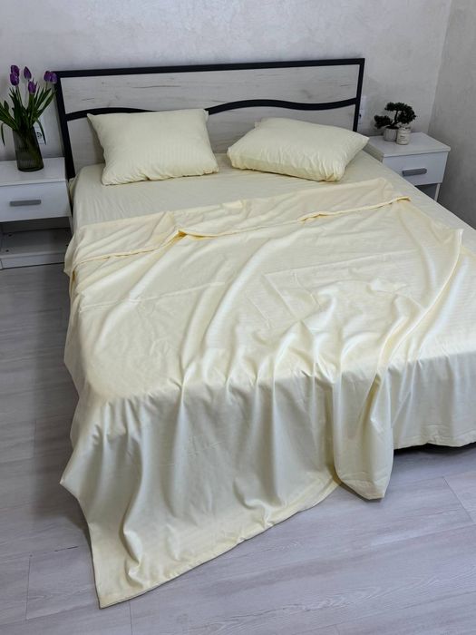 Постільна білизна Страйп Бязь однотонна