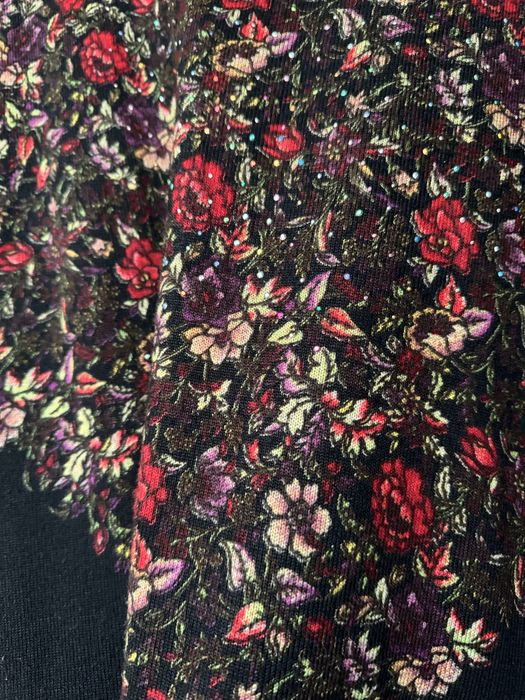 Женский свитер стразы