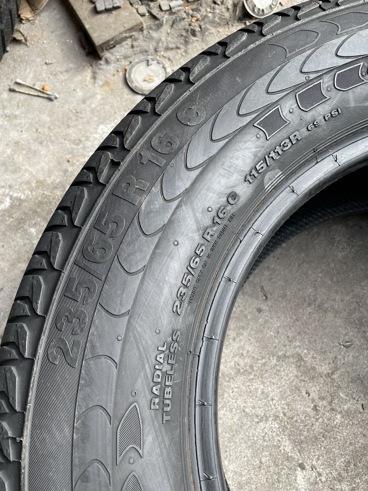 235/65/16 R16с Continental :)