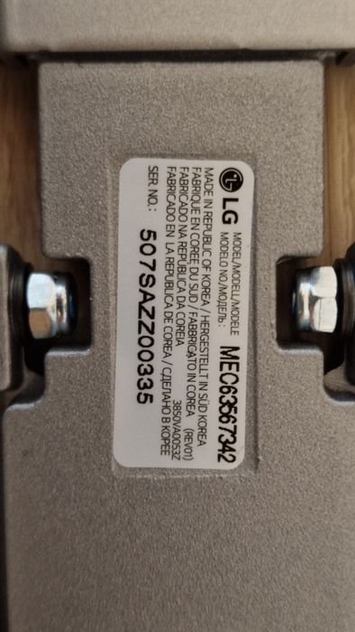 Suporte TV Parede LG OLED M3 Series - 55" ou 65" (NOVO / SELADO)