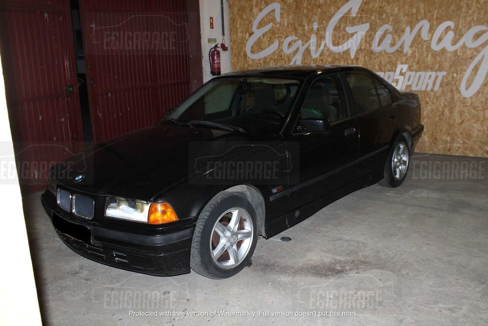 BMW E36, 318TDS _ Para Peças