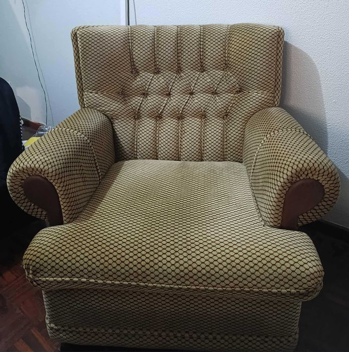 sofá cama + 2 sofás pequenos