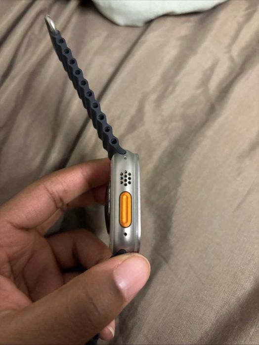 ПРОДАМ Apple Watch Ultra 49mm Titanium Case with Black