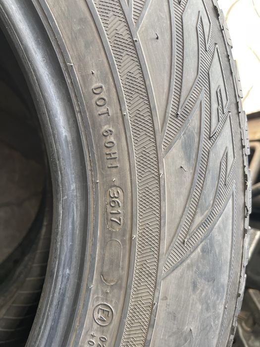 Шины 225/65 R17 Nokian б/у пара зима 6mm U8