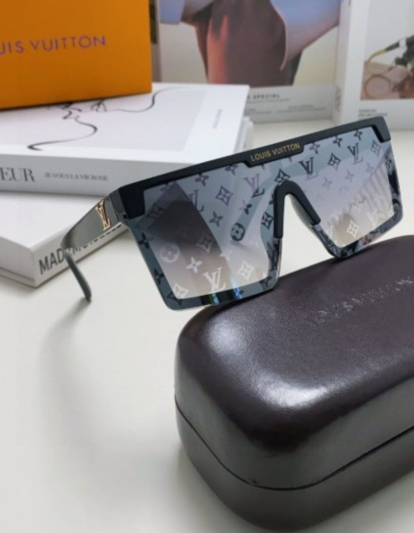 Сонцезахисні окуляри Louis  Vuitton / Солнцезащитные очки Луи Витон
