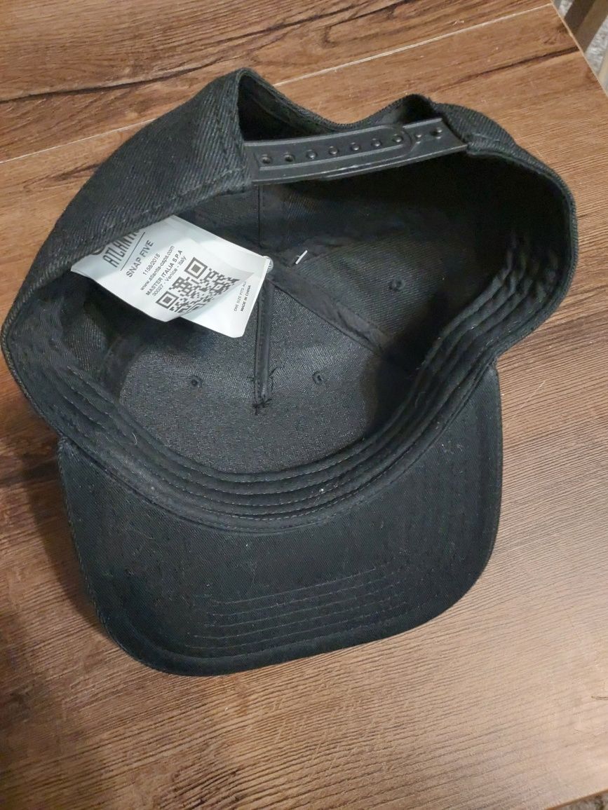 Czapka z daszkiem Atlantis