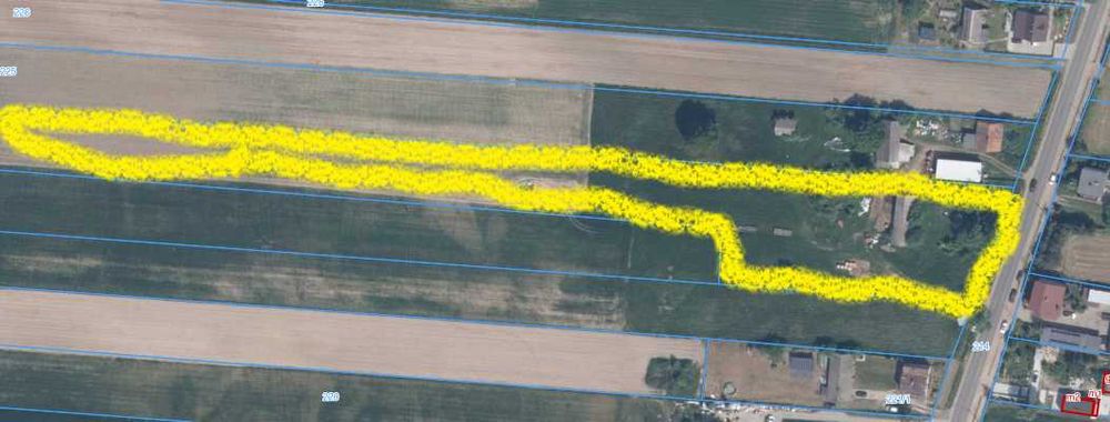 Sprzedam działkę 1300m2 z możliwością zabudowy