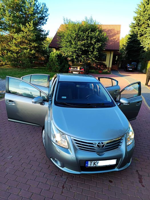 TOYOTA avensis sedan 1.8 benz. 2009r 1wszy wł. od nowosci sal/PL