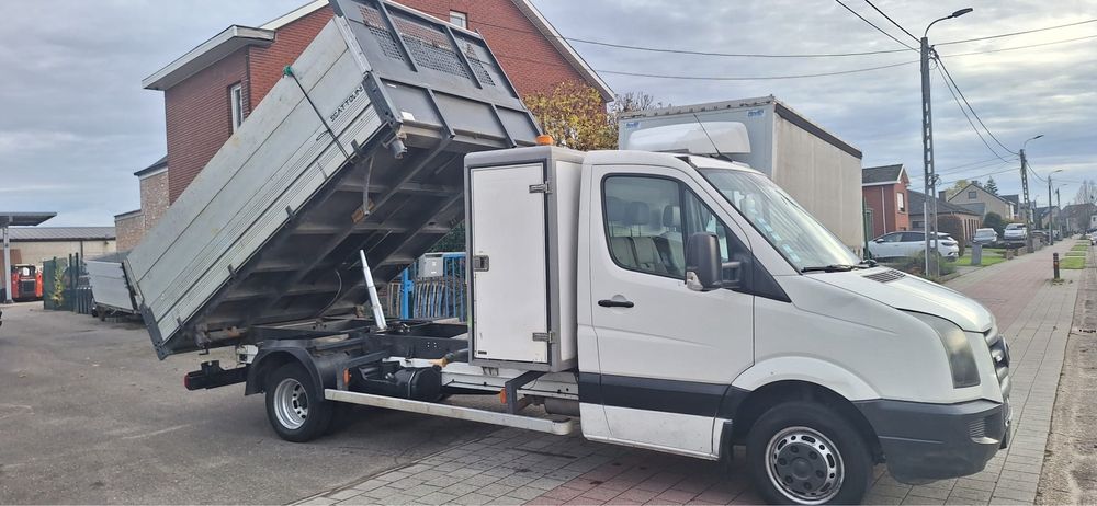 VW CRAFTER 2.0 TDI 160cv TRI-BASCULANTE SÓ 125.000km NOVA OPORTUNIDADE