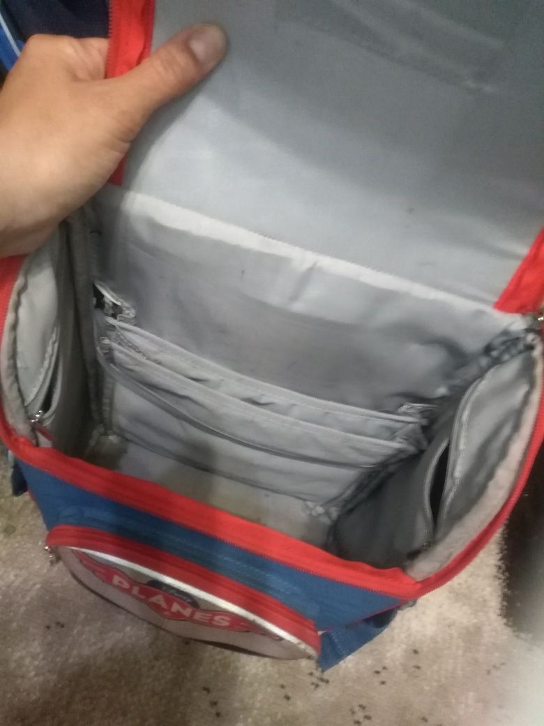 Школьный детский рюкзак