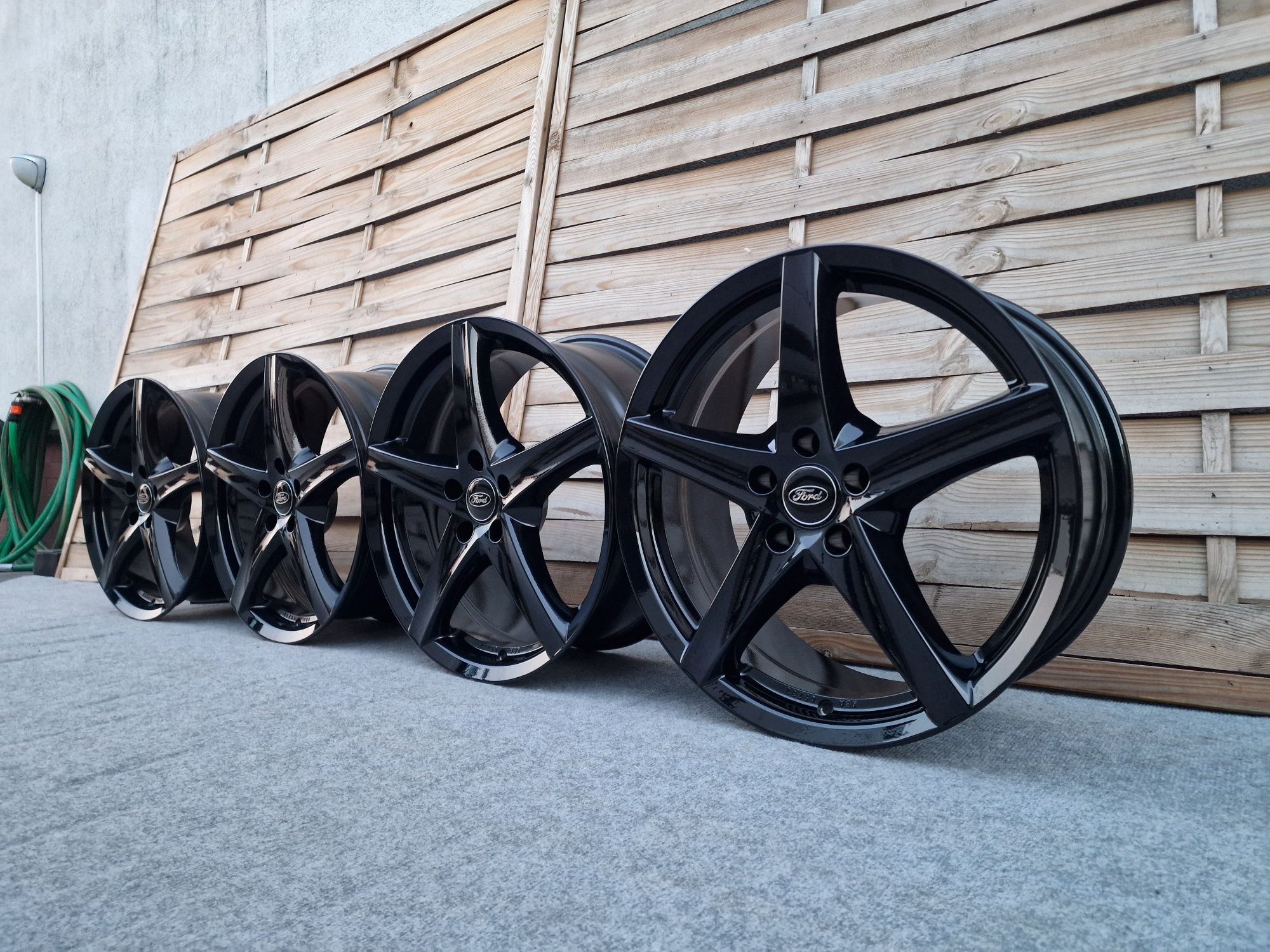 18' 5x108 FORD Kuga Mondeo Focus C-Max S-Max Galaxy Tourneo Puma