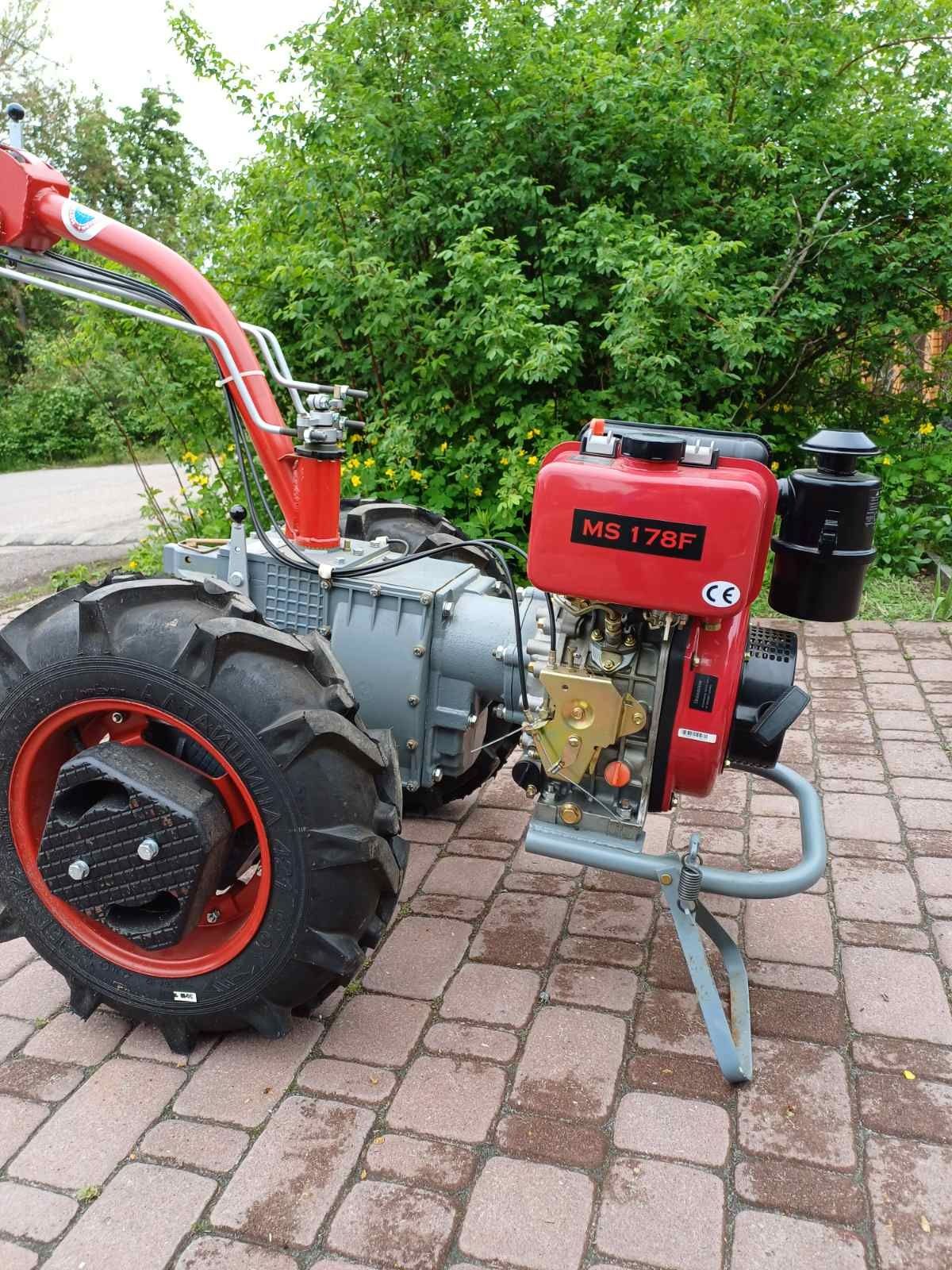 Продам мотоблок .Мотор січ