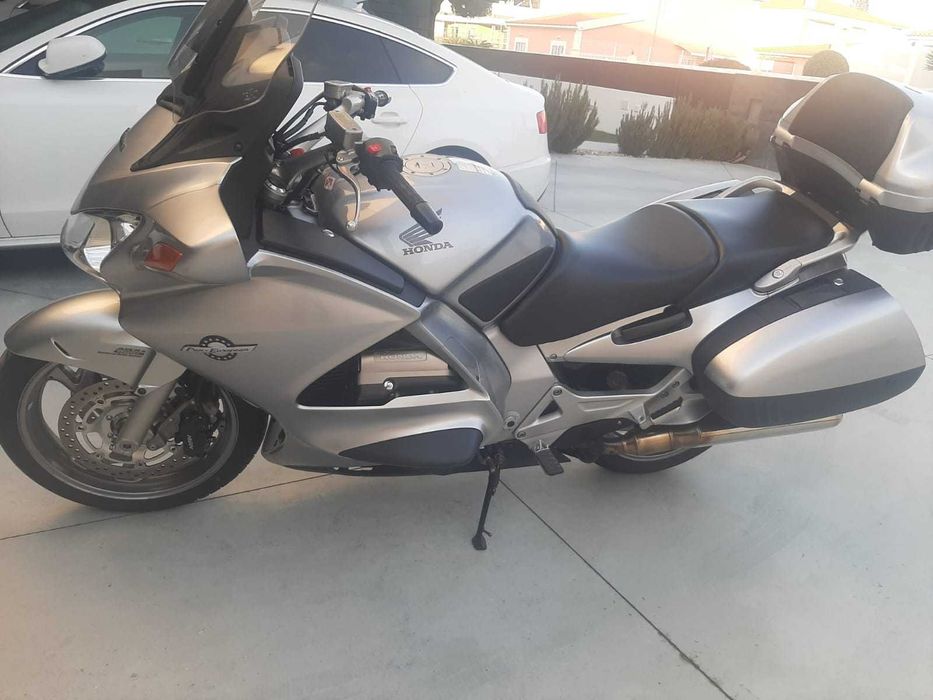 Honda Pan European