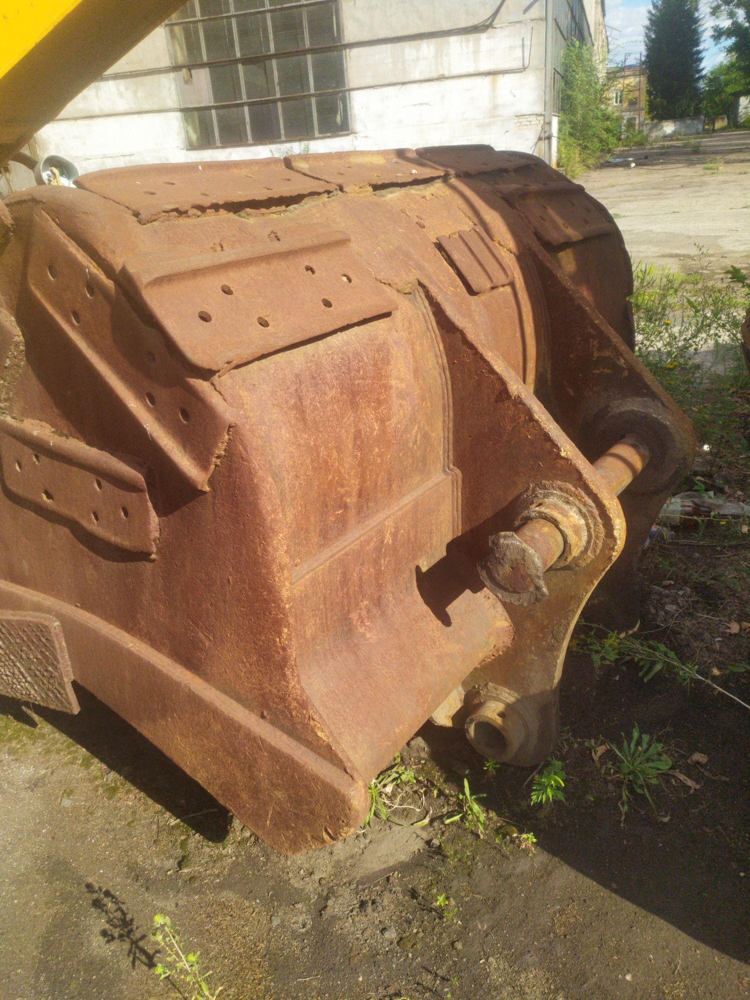 Продам экскаватор JCB330