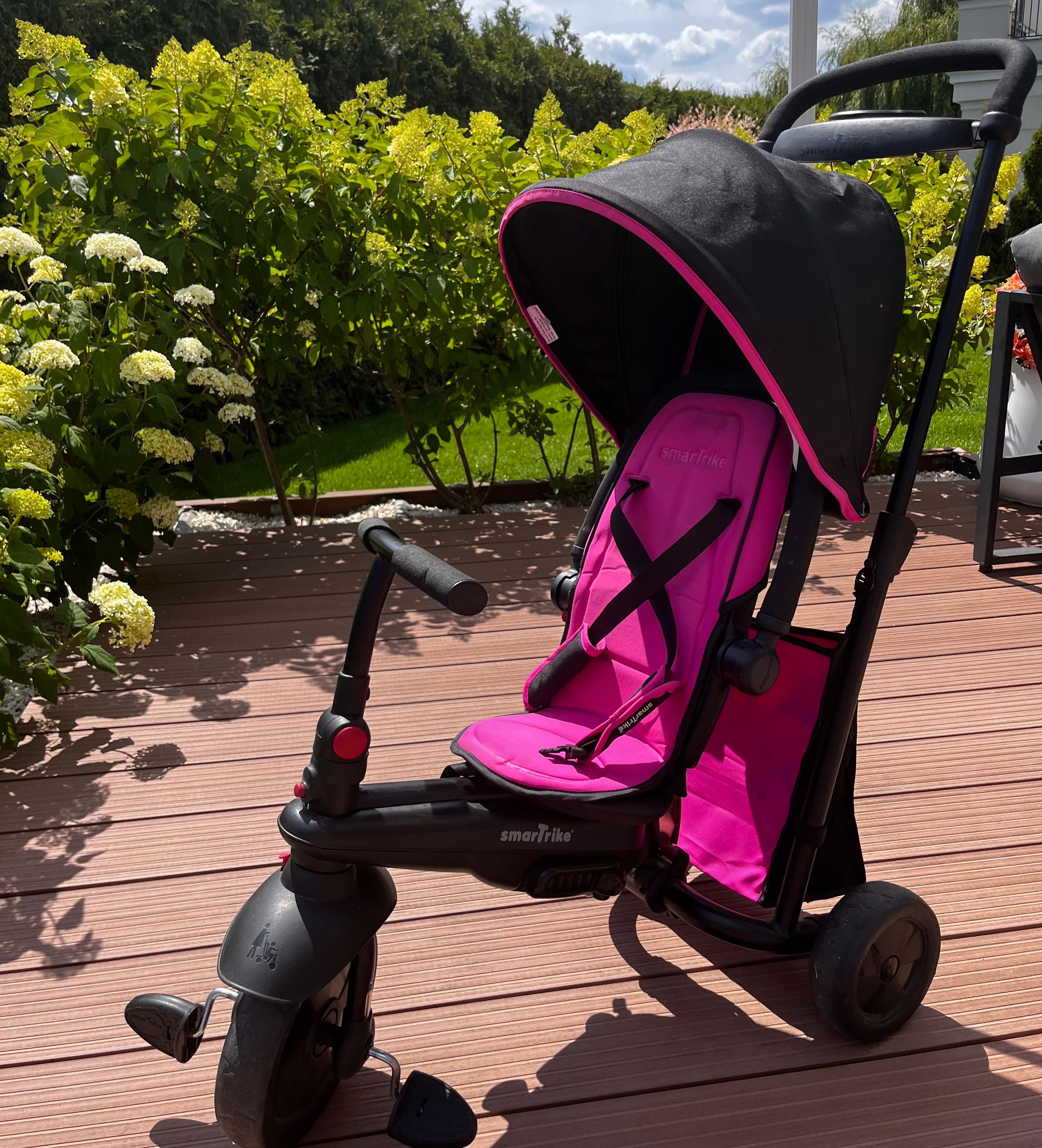 Rowerek trójkołowy smartrike z daszkiem i torba na zakupy