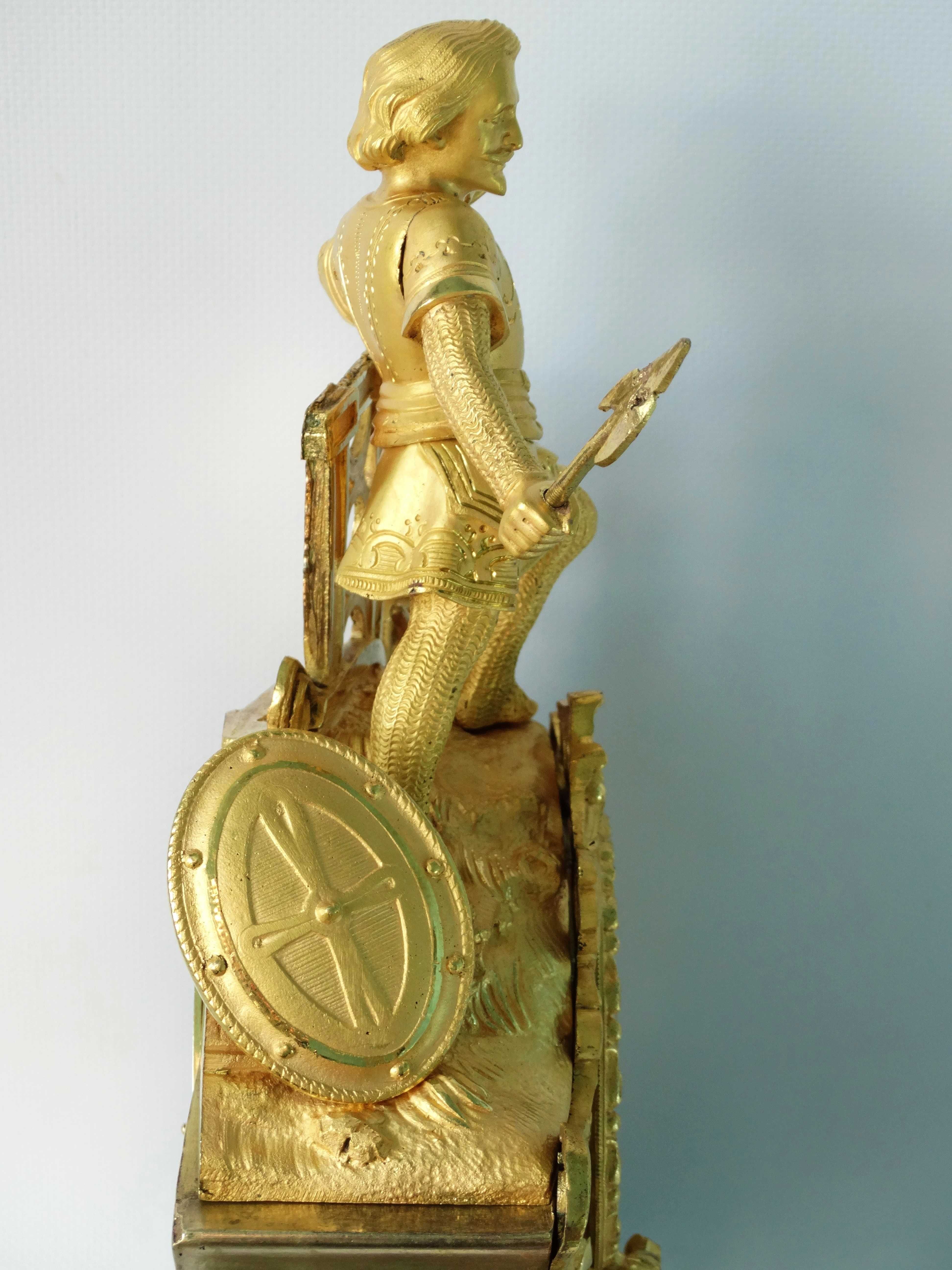 Бронзовий годинник на лицарську тематику XIX ст.каминные часы