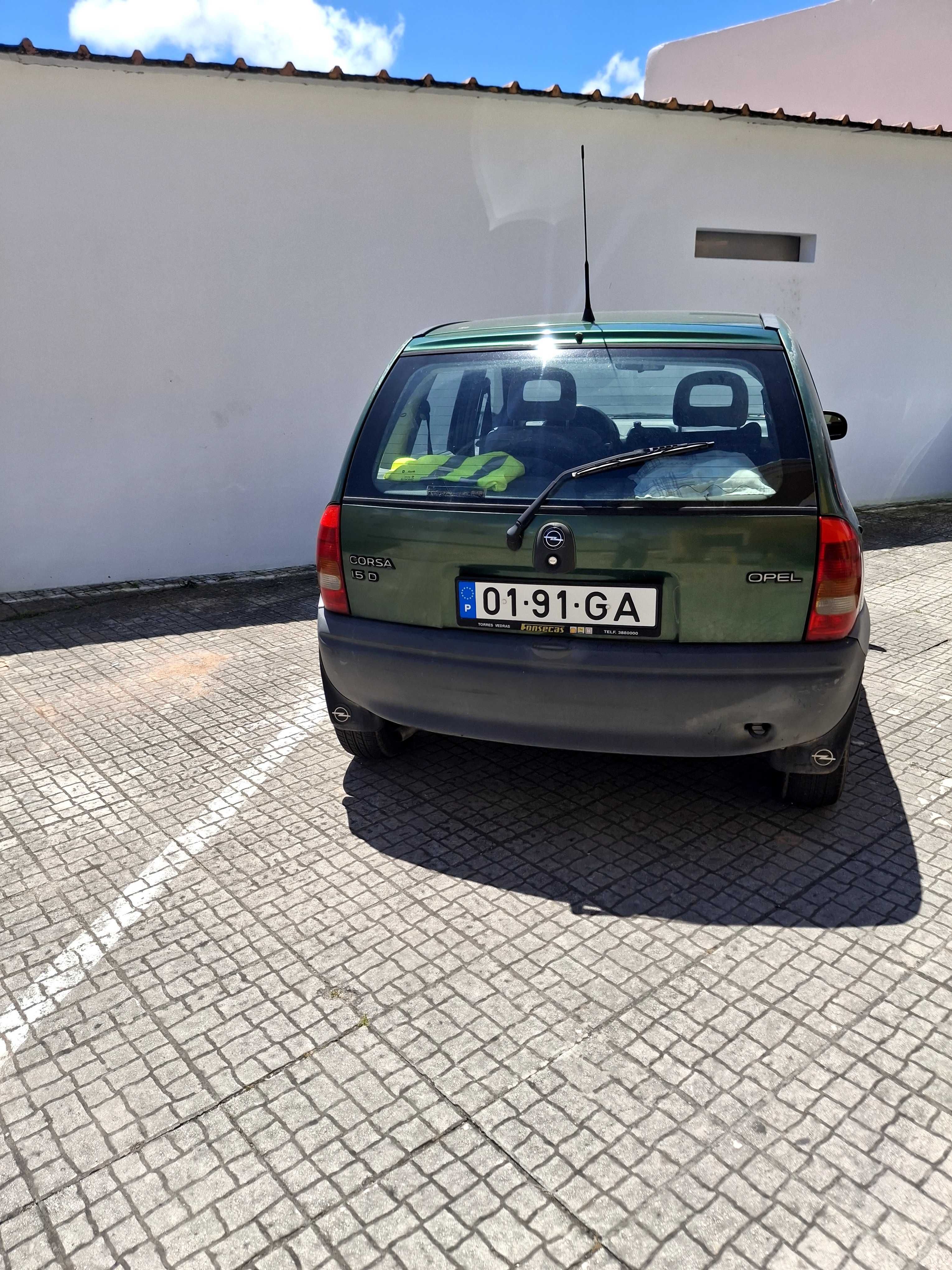 Opel corsa motor izuzu 1500 com apenas 137mil kms
