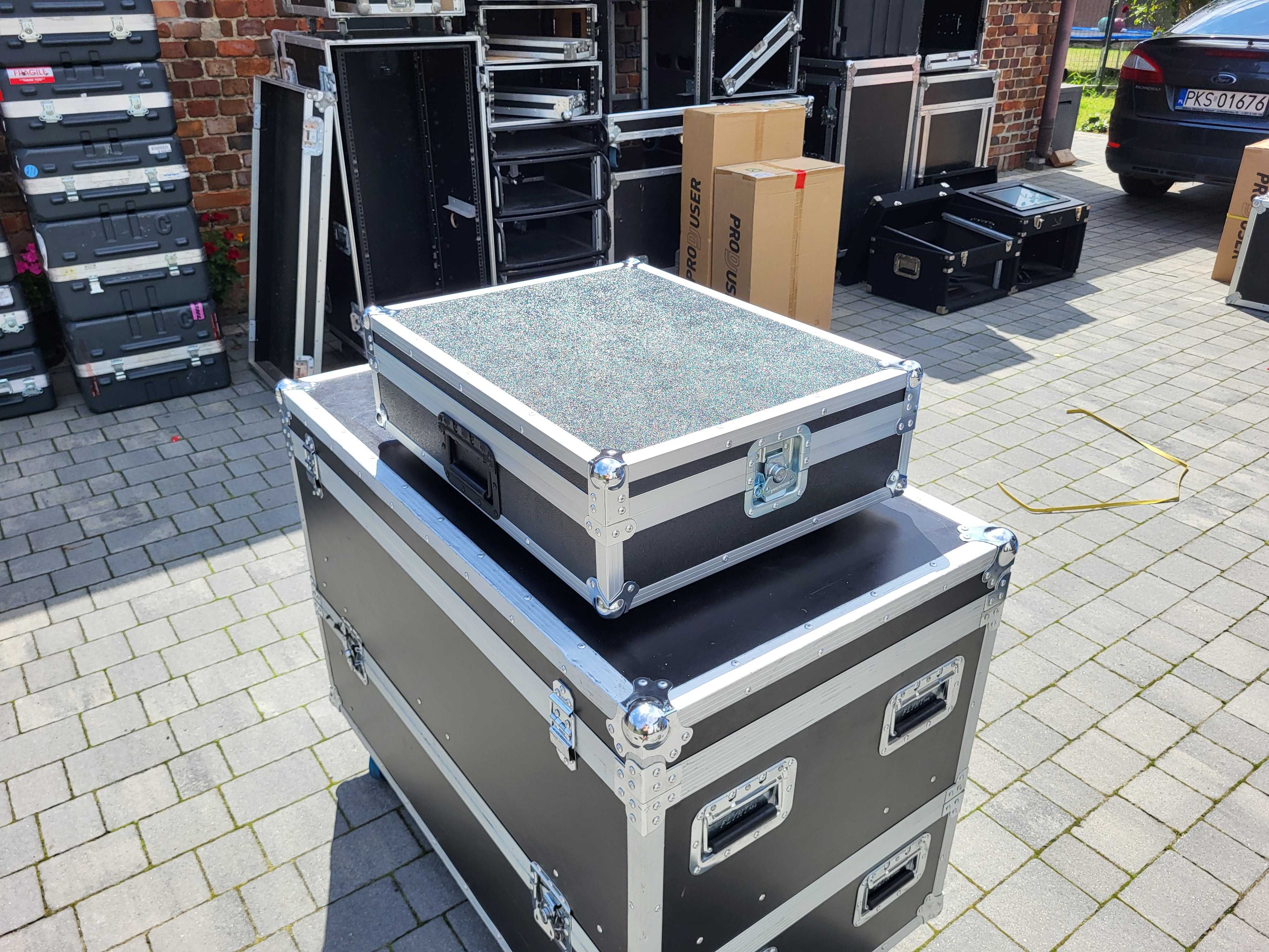 61 x 47 x 16 CASE na kontroler Prodjuser Traktor S8 FAKTURA