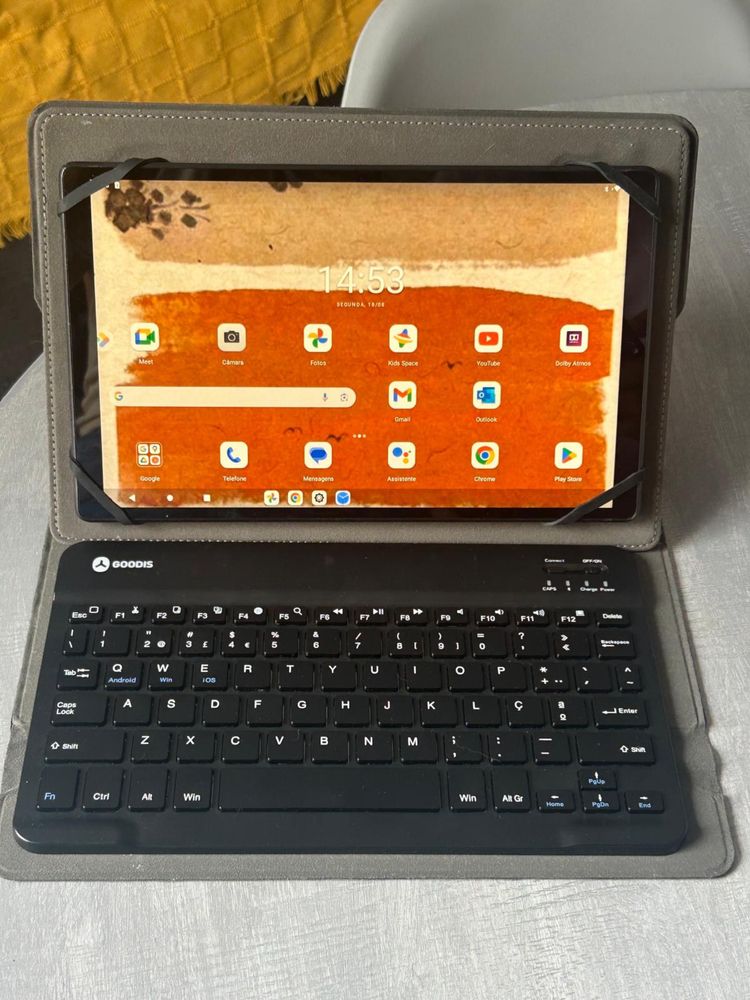 Vendo Tablet Lenovo M11 + capa + teclado