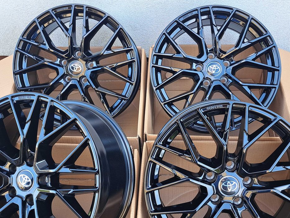 Alufelgi TOYOTA 18 5x114 Auris Corolla Avensis Yaris Cross RAV CA20 BL