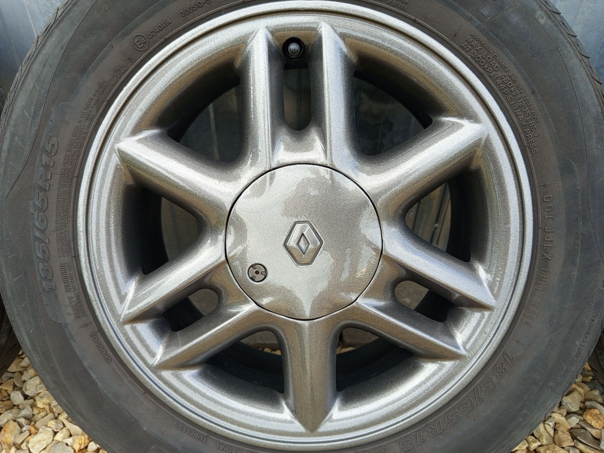 Felgi aluminiowe 15 renault Clio Megane dacia fiat opel toyota 4x100