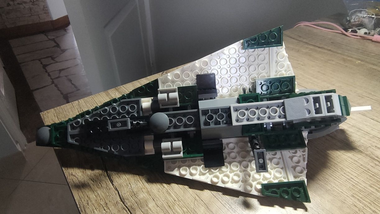 LEGO star wars saesee tiin's Jedi starfighter  9498