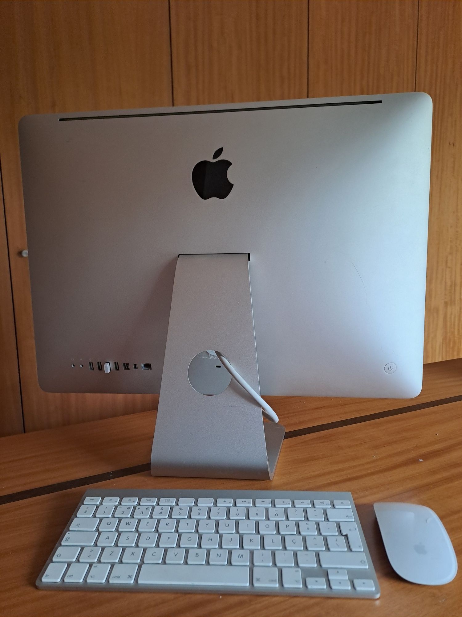 Imac 21,5 (late 2009)