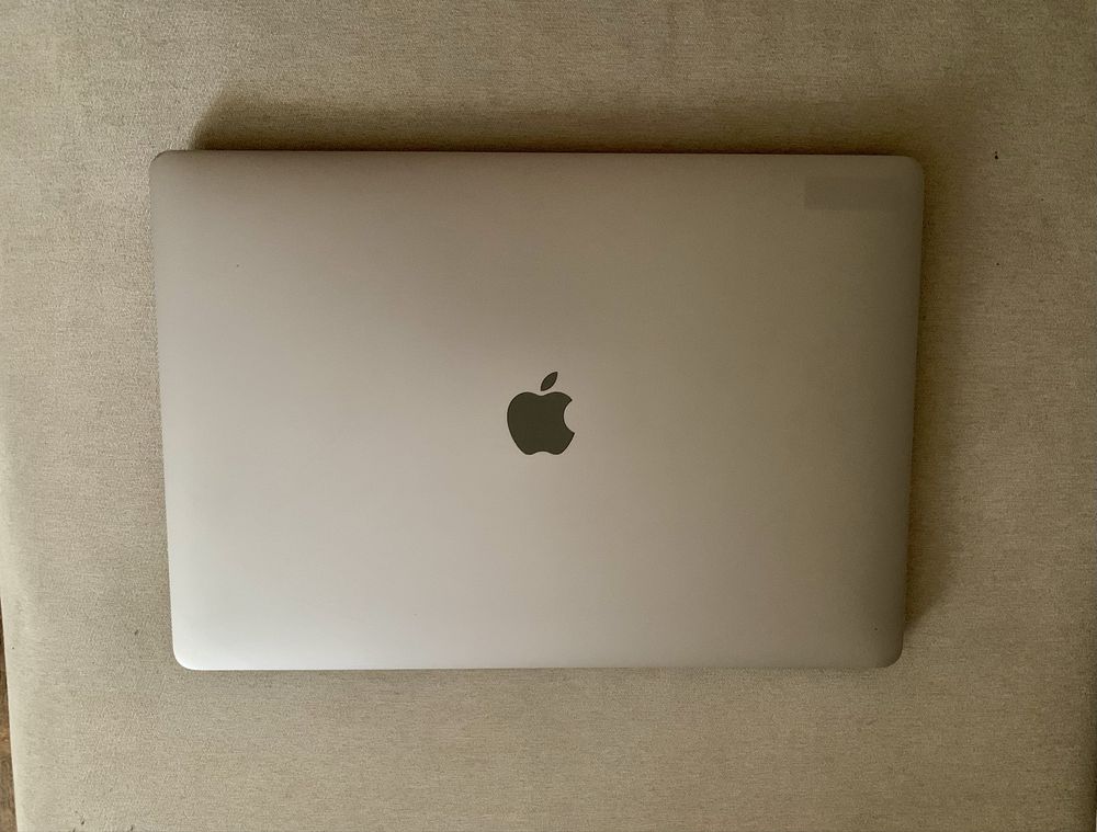Macbook Pro 15” 512gb 2018