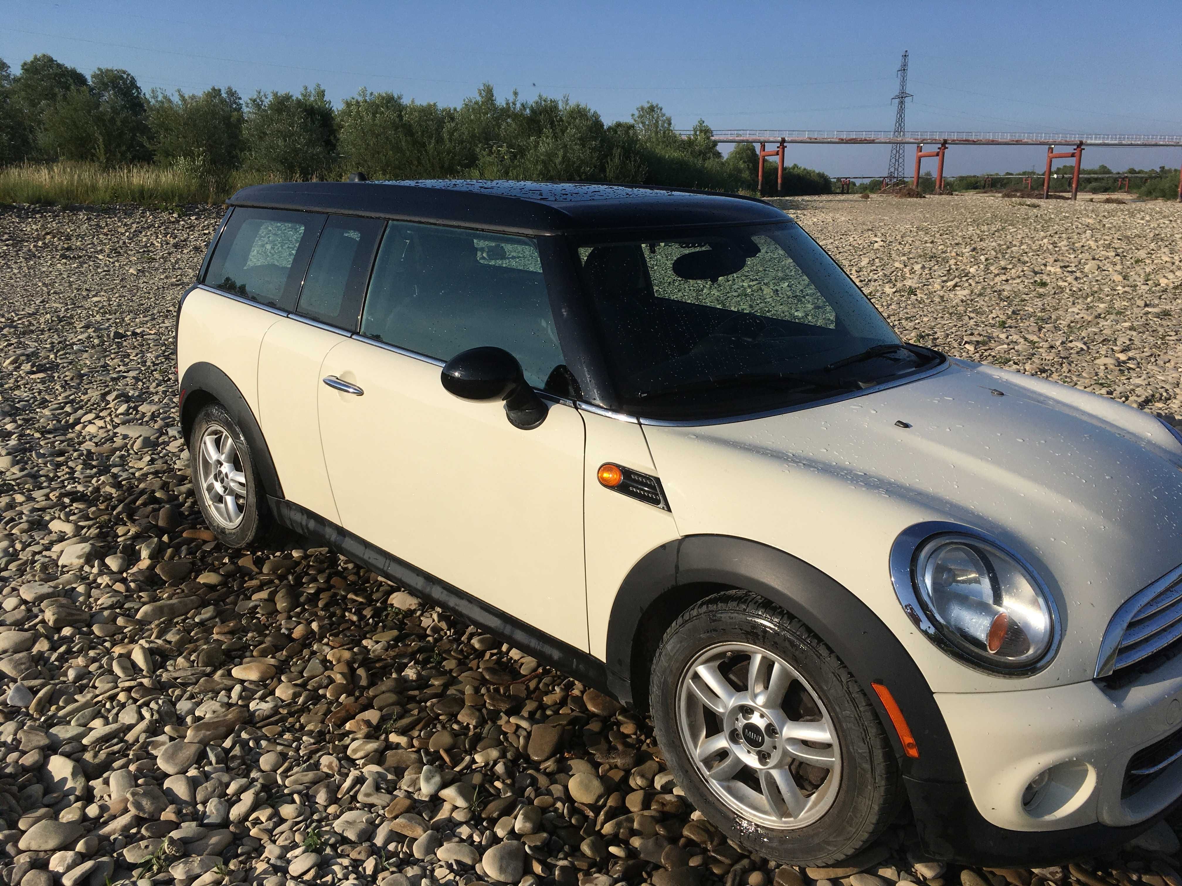 mini cooper clubman