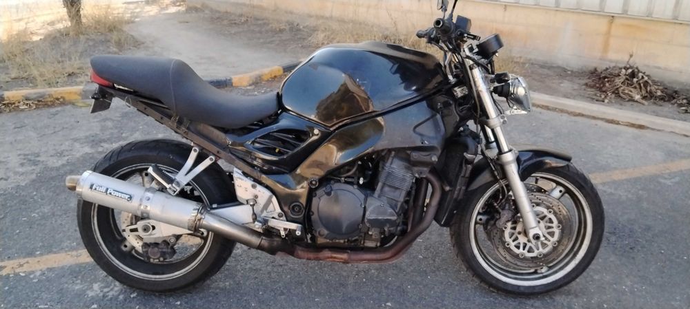 Suzuki Rf 900r 135cv de 1994 (não pega)