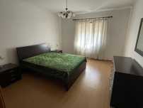Vendo quarto inteiro