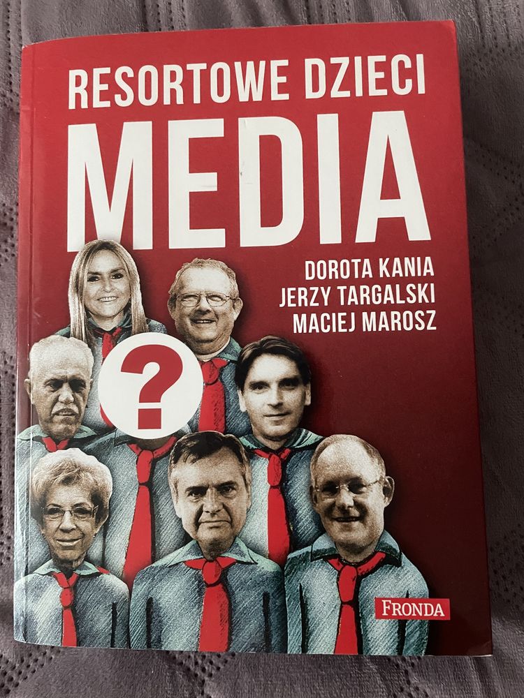 Książka Resortowe dzieci Media jak nowa