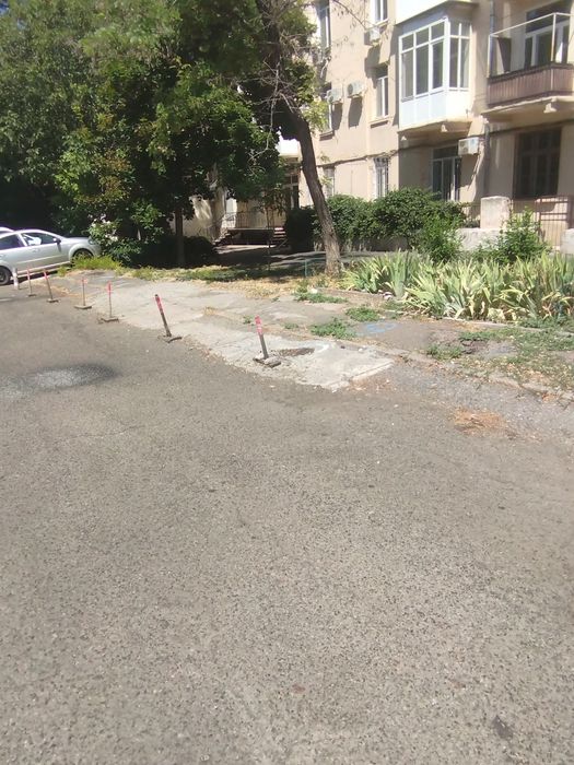 Место на охраняемой стоянке