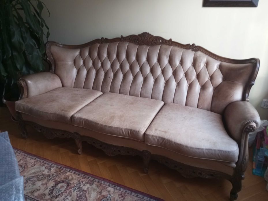 Sofa typu Ludwik używana w dobrym stanie