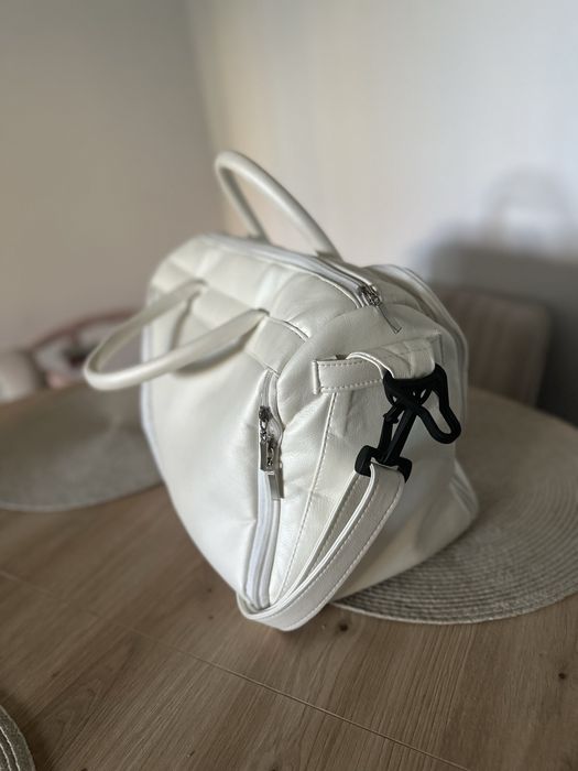 Biala torba do wózka Junama