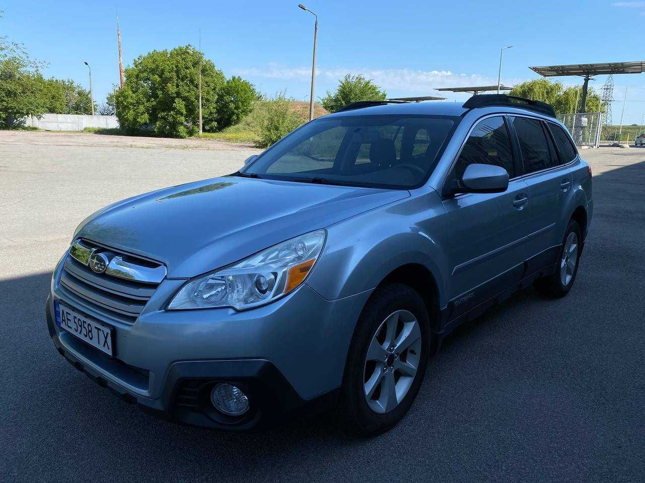 Продам Subaru Outback 2013 автомат