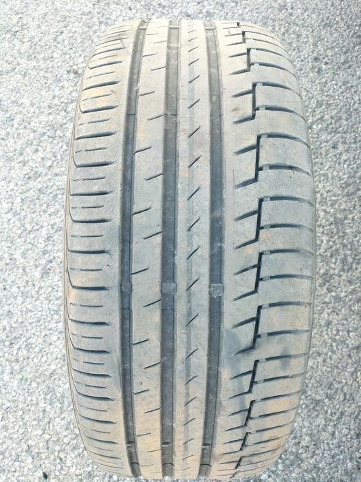 Vendo pneu continental