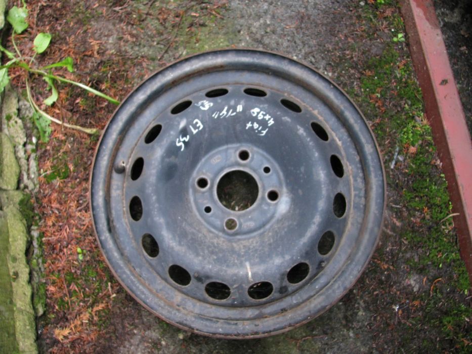 Felga stalowa FIAT FELGA 14 FIAT 500 PUNTO PANDA 5.5&quot; x 14&quot; 4x98 ET 35