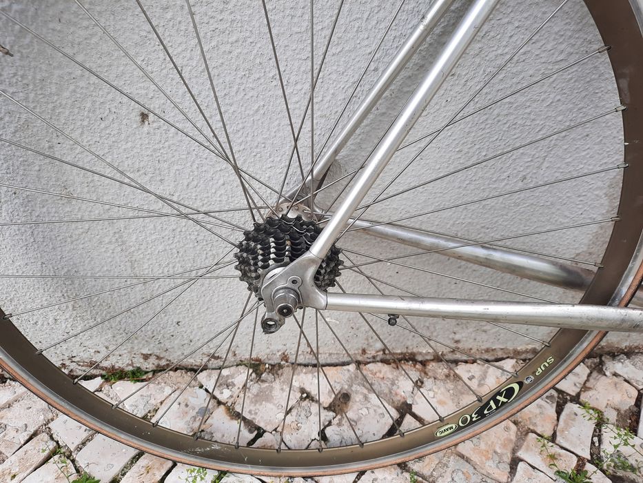 Quadro de bicicleta de estrada Vitus 979 em alumínio