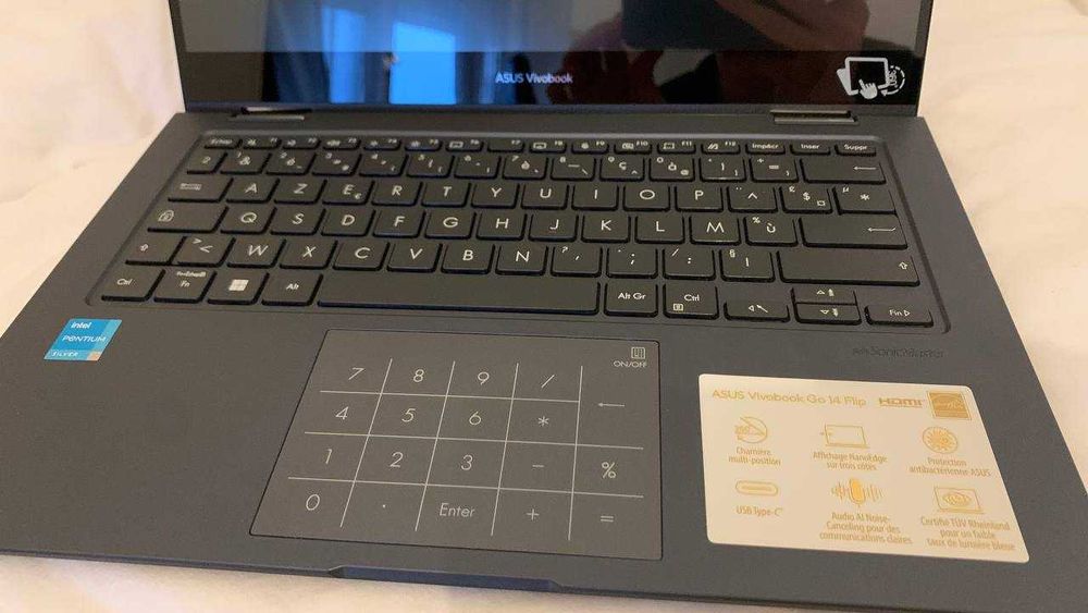 ASUS Laptop – NOVO