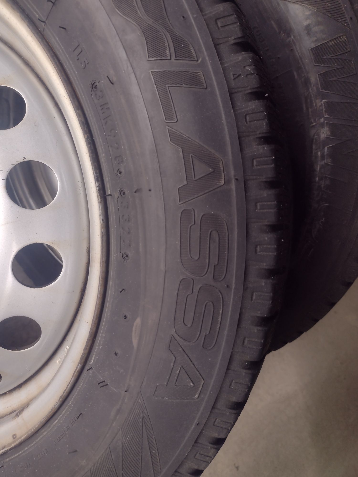 Шини 205/65 R16c lassa