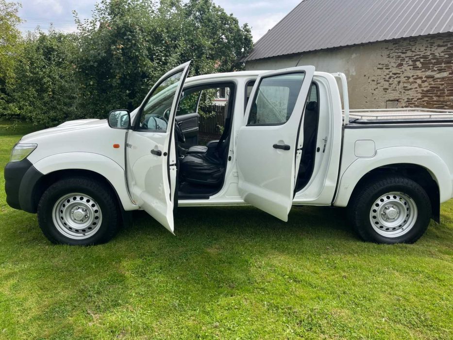 Toyota Hilux      2016