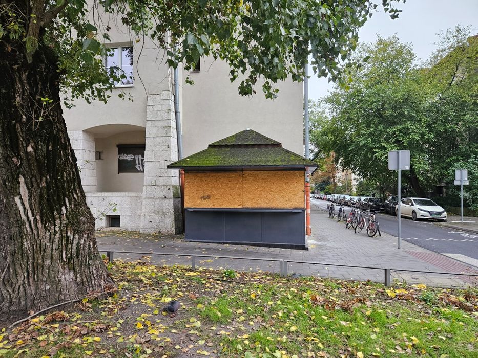 Kiosk / pawilon handlowy do wynajęcia | Centrum Krakowa | Królewska
