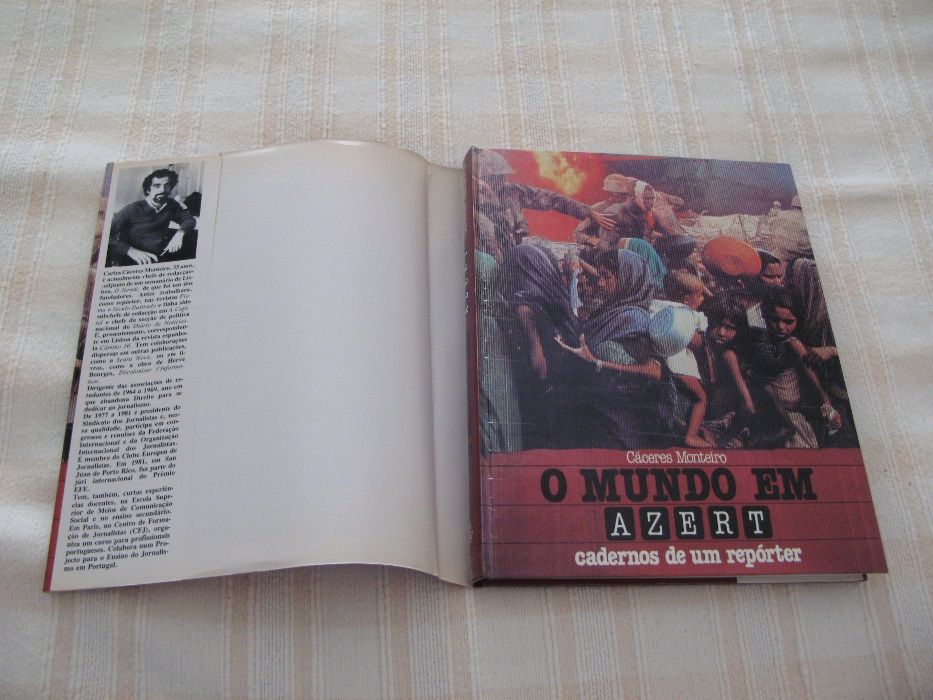 Livro "Mundo em AZERT - Cadernos de um Repórter"