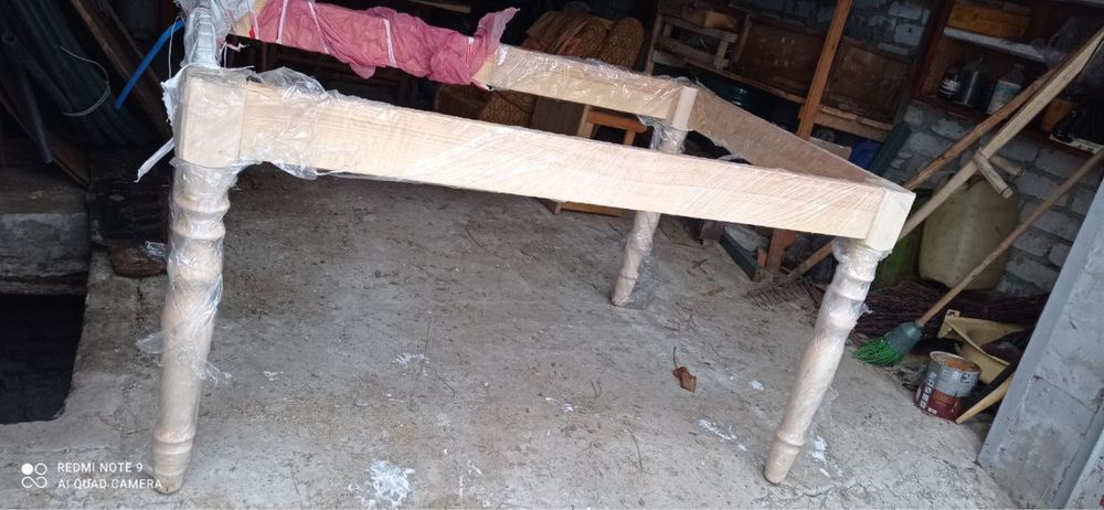 Терміново каркас дерев’яний для столу