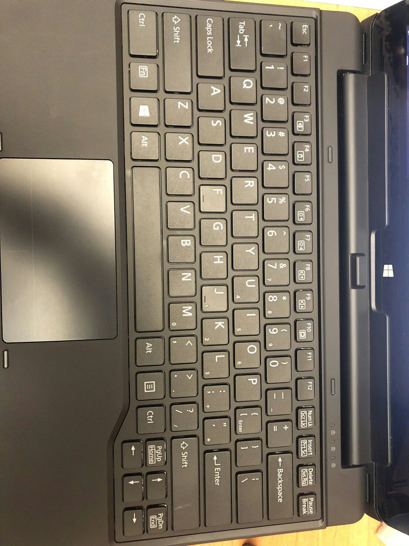 Fujitsu Stylistic Q704