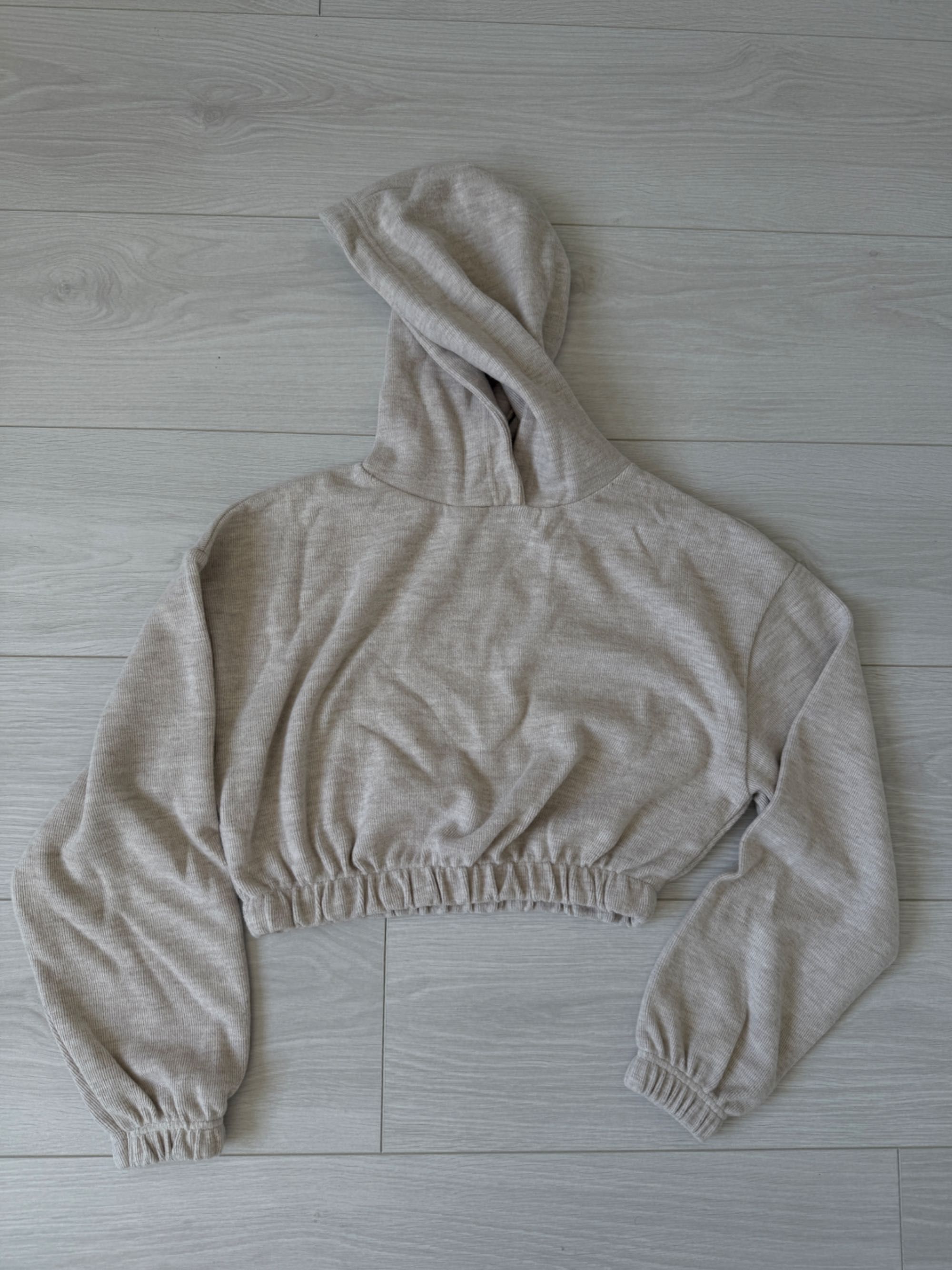 Коротка жіноча кофта Pull & Bear